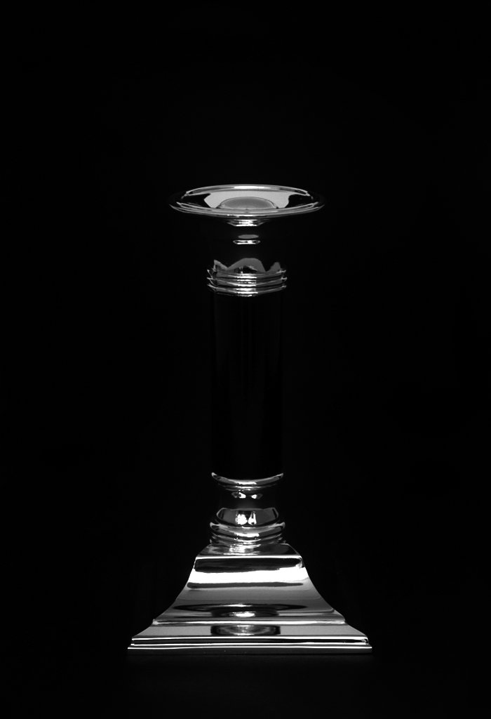 brillibrum-kerzenleuchter-versilbert-mit-schwarzem-schaft-kerzenst-nder-eckig-15 image 5