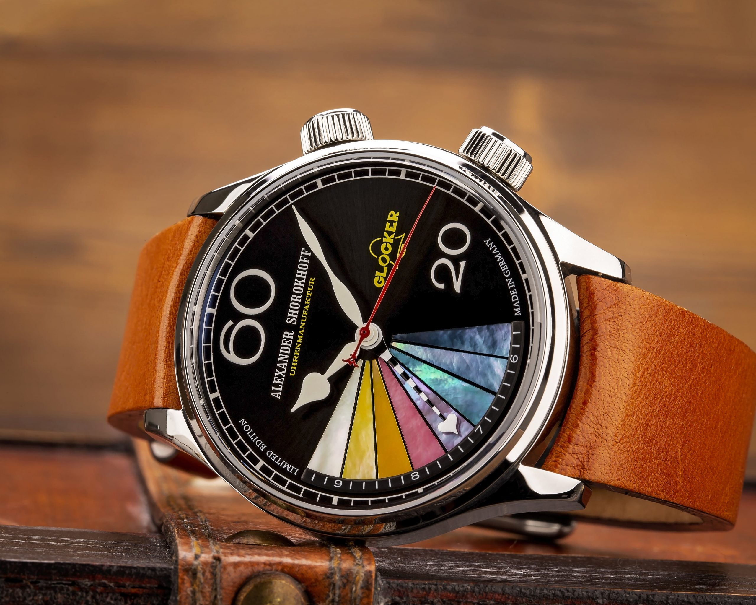 alexander-shorokhoff-wecker-glocker-weckuhr image 2