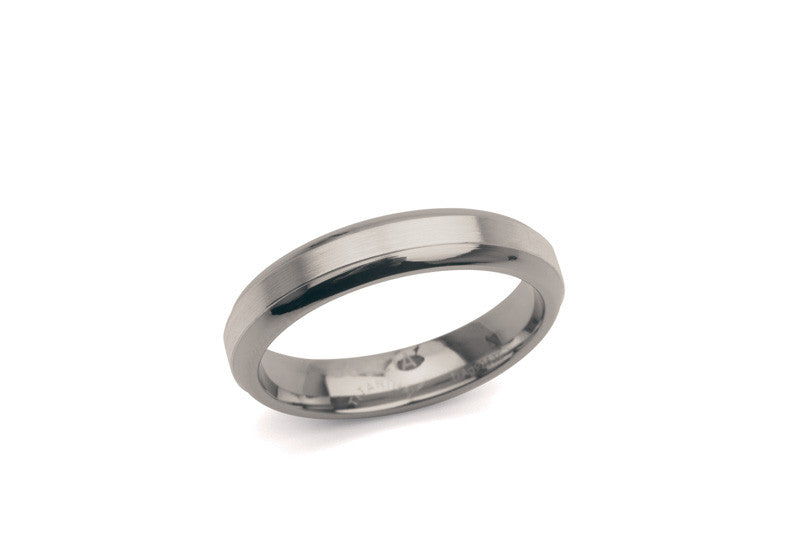 boccia-titanium-ring-0122-01-ehering-4-mm-silber image 2