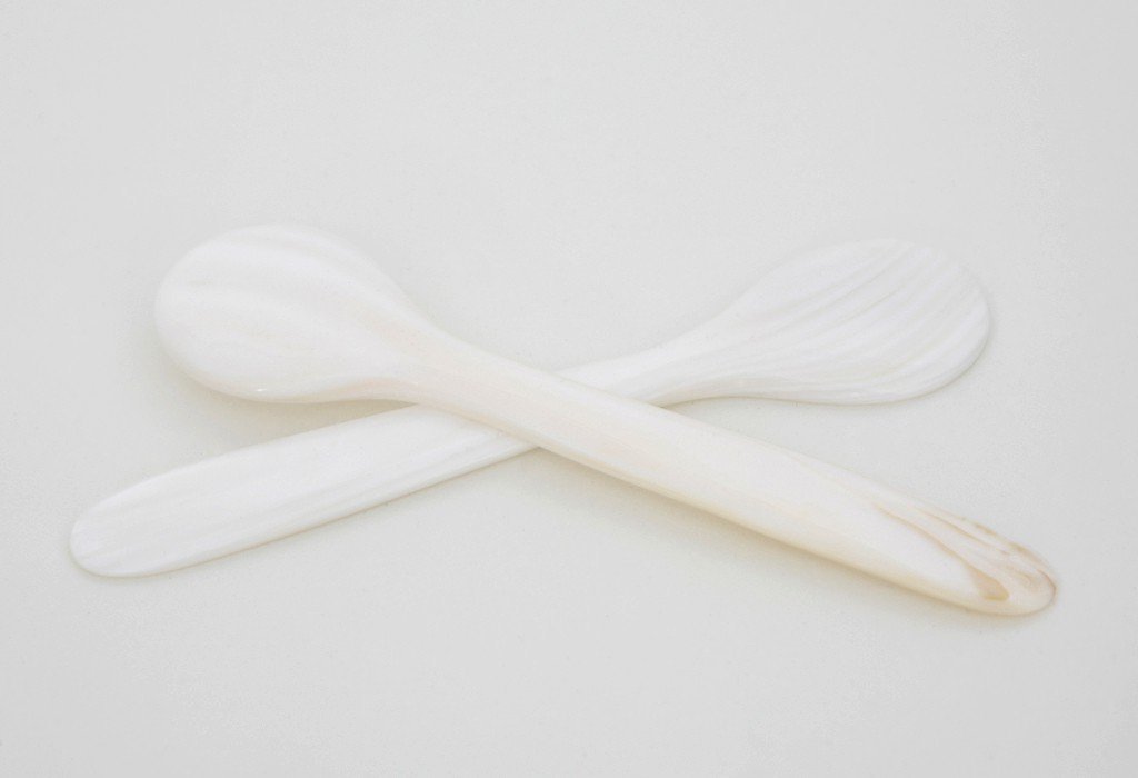 brillibrum-perlmuttl-ffel-flussmuschel-12-3-cm-kaviar-und-eierl-ffel image 1