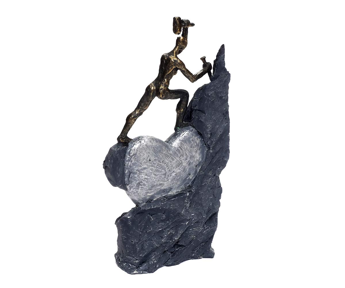 brillibrum-herz-skulptur-polystone-bronzefarben-37-cm-love image 7