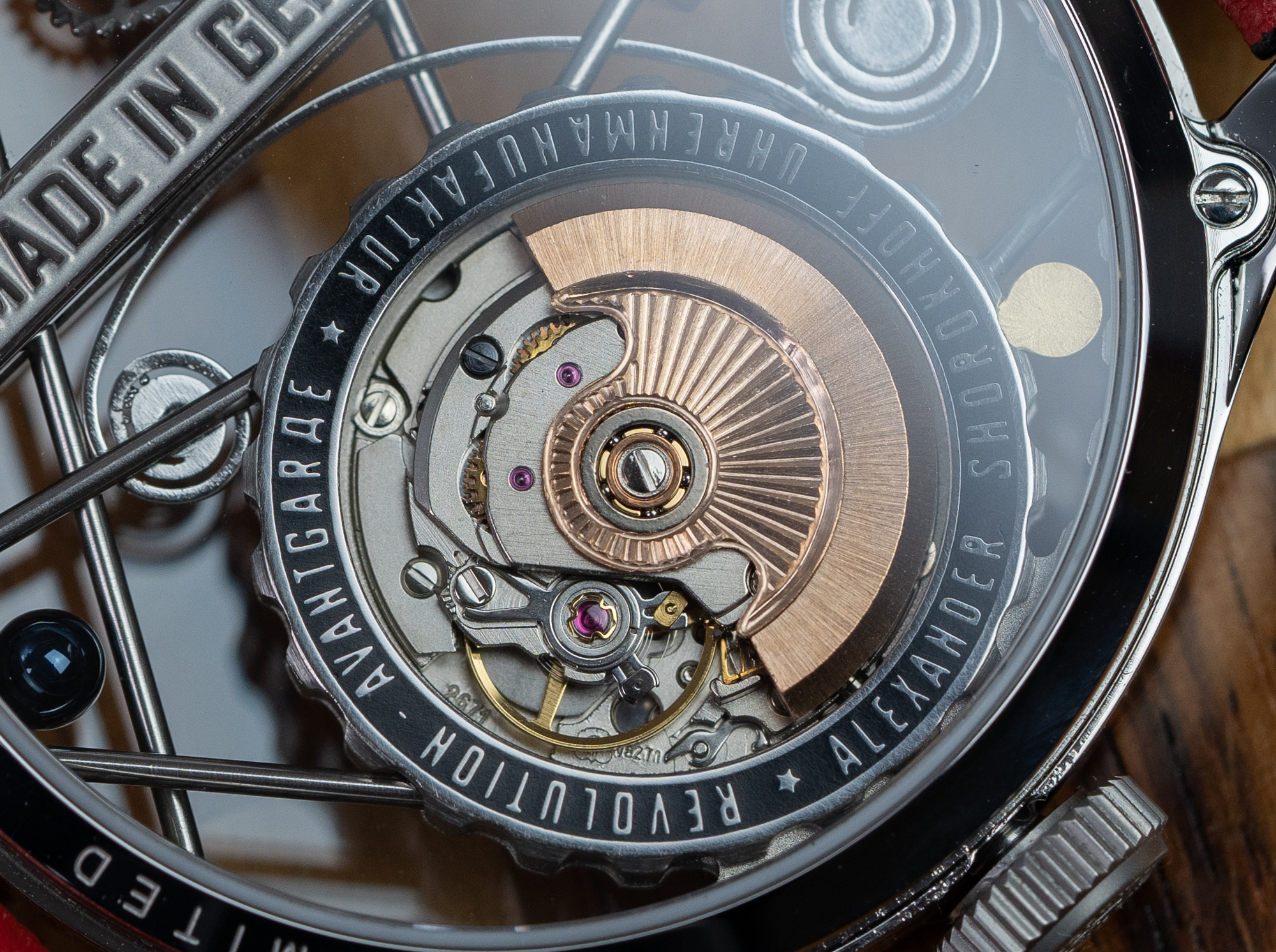 alexander-shorokhoff-revolution-avg-avantgarde-automatikuhr-43-5-mm image 8