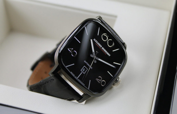 alexander-shorokhoff-kandy-classic-avantgarde-uhr-eckig-2 image 2