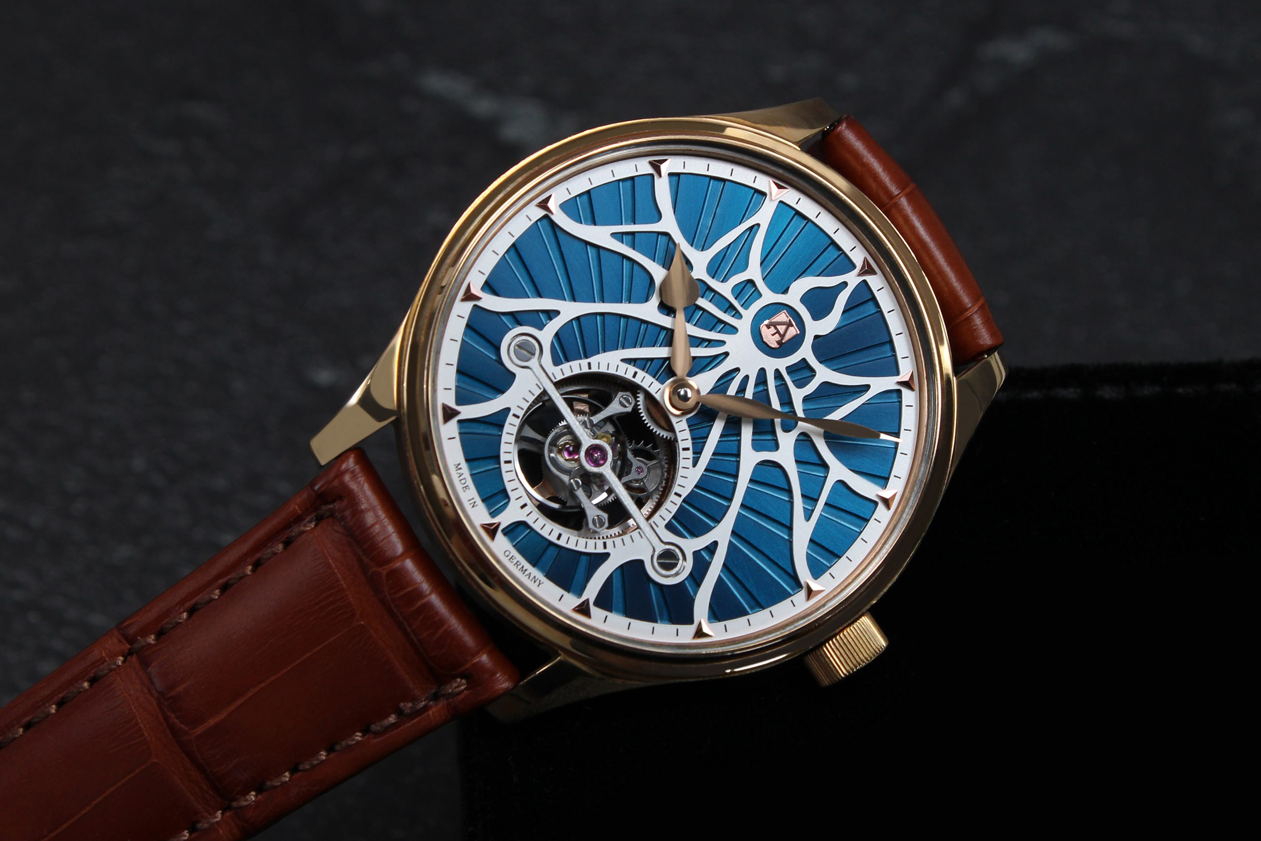 alexander-shorokhoff-tourbillon-tomorrow-avantgarde-tourbillon-uhr image 3
