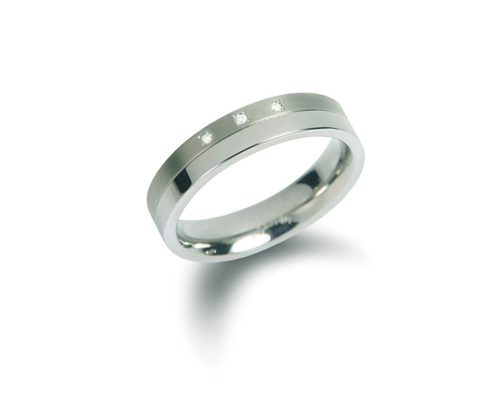 boccia-0129-03-titan-ring-3-diamanten-4-5-mm image 2