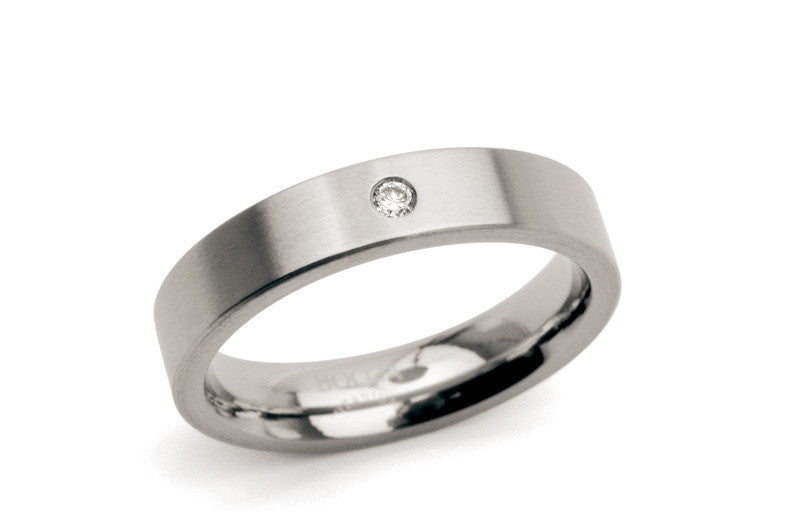 boccia-0121-04-titanium-ring-4-5-mm-mit-diamant image 2