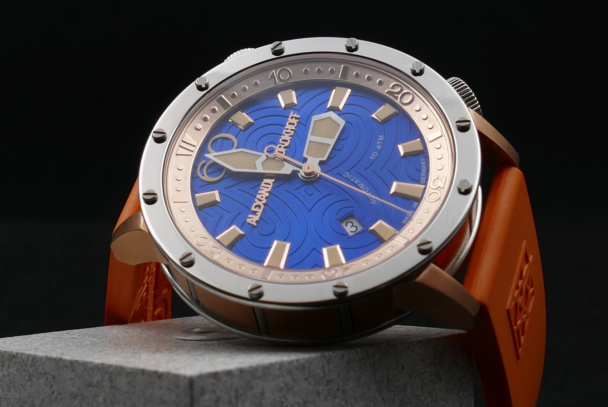 alexander-shorokhoff-deep-ding-2-taucheruhr-10-atm-leuchtzeiger image 7