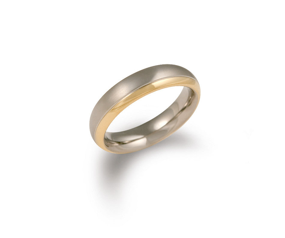 boccia-0130-08-titan-ring-matt-5-mm-mit-goldkante image 2