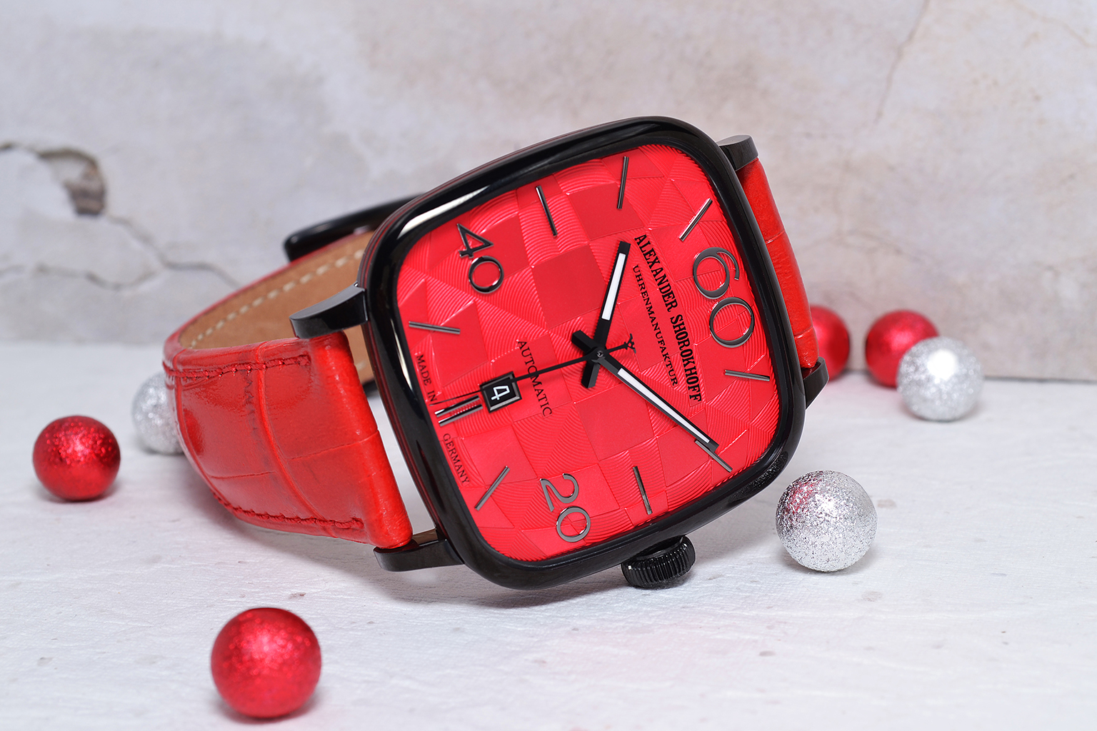 alexander-shorokhoff-kandy-guilloche-avantgarde-uhr image 4