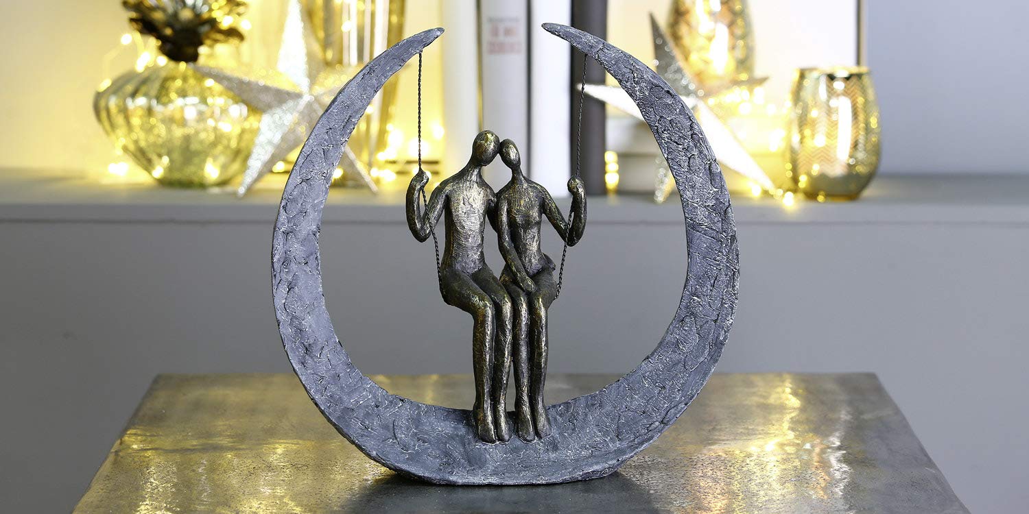 brillibrum-skulptur-liebespaar-mond-schaukel-variante-2-polyresin-bronze-31x9x32 image 3