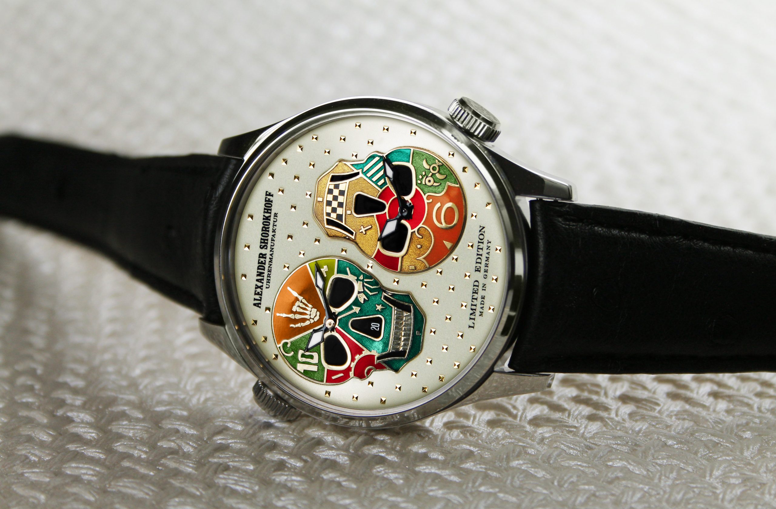 alexander-shorokhoff-los-craneos-2-frida-kahlo-uhr image 3