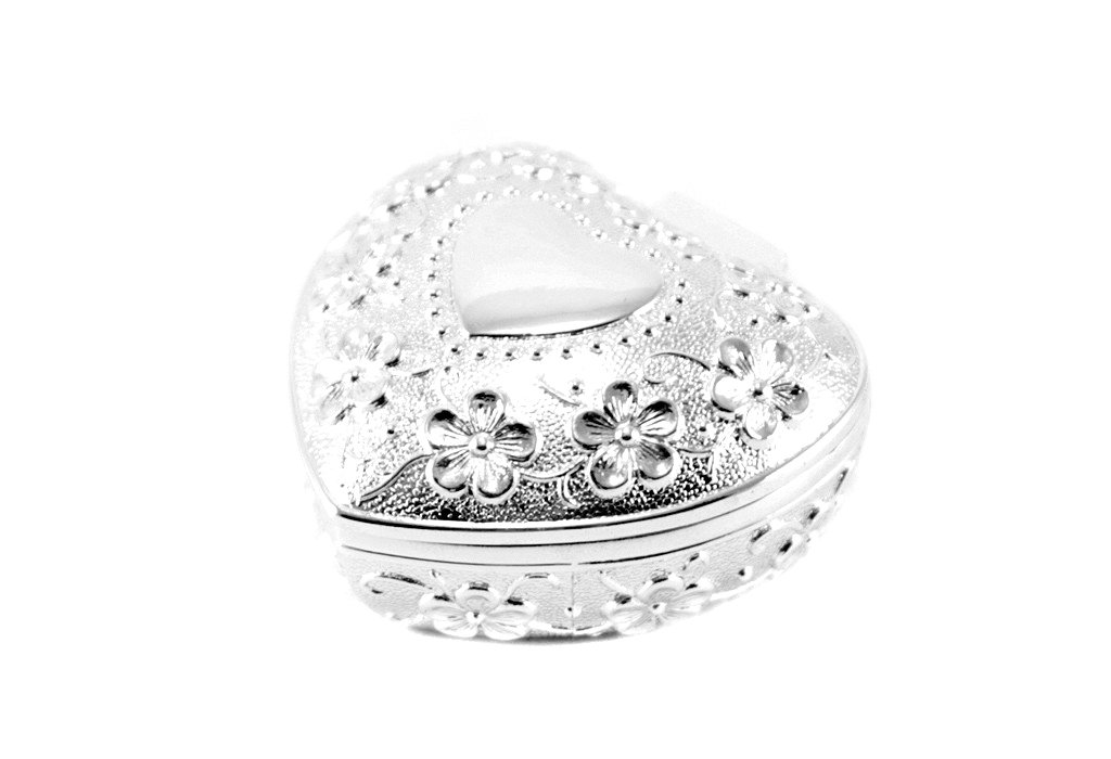 brillibrum-schmuckschatulle-herz-blumen-muster-versilbert-6-cm image 1