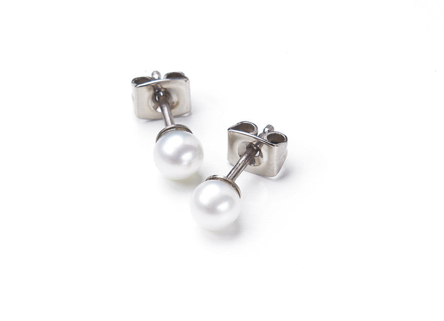 boccia-0534-01-titanium-ohrstecker-s-wasser-zuchtperlen-5-mm image 2